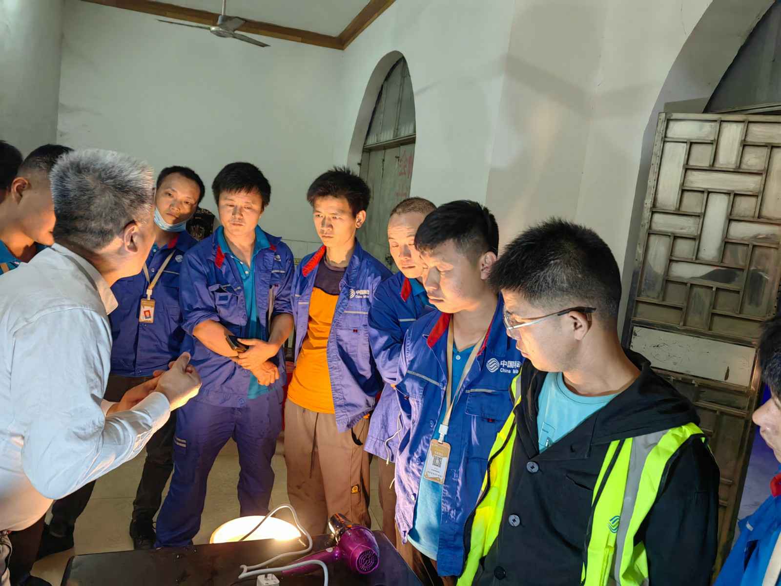 北京毕博蒸汽清洗服务有限公司为中移铁通有限公司安全用电培训